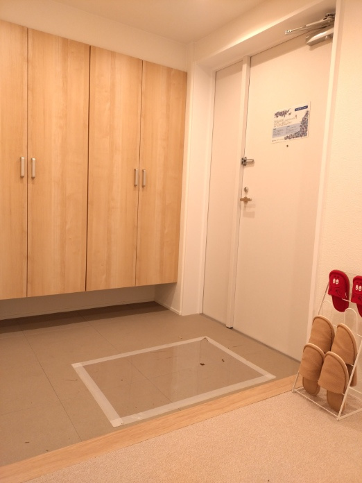 西宮名塩パークハウス１９号棟の玄関