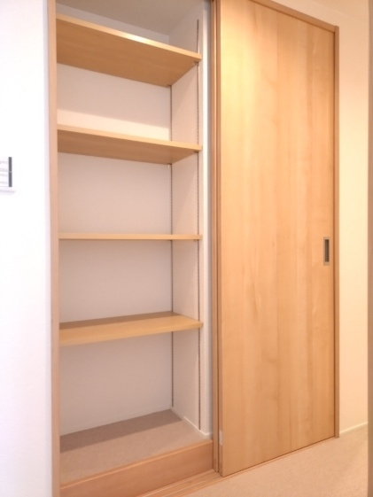 西宮名塩パークハウス１９号棟の収納