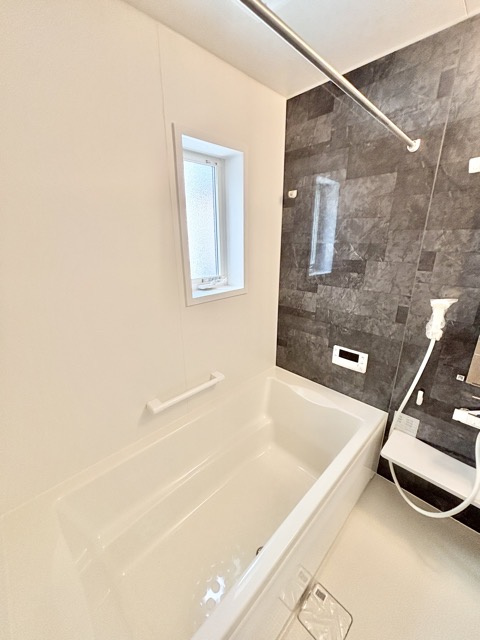 ファーストタウン海部郡第6蟹江町本町　全2棟　新築戸建の浴室