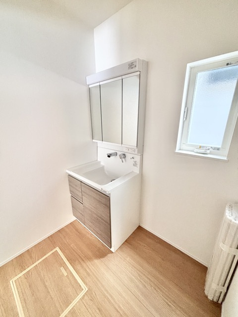 ファーストタウン海部郡第6蟹江町本町　全2棟　新築戸建の独立洗面台