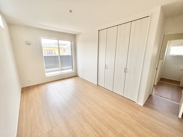 ファーストタウン海部郡第6蟹江町本町　全2棟　新築戸建の洋室