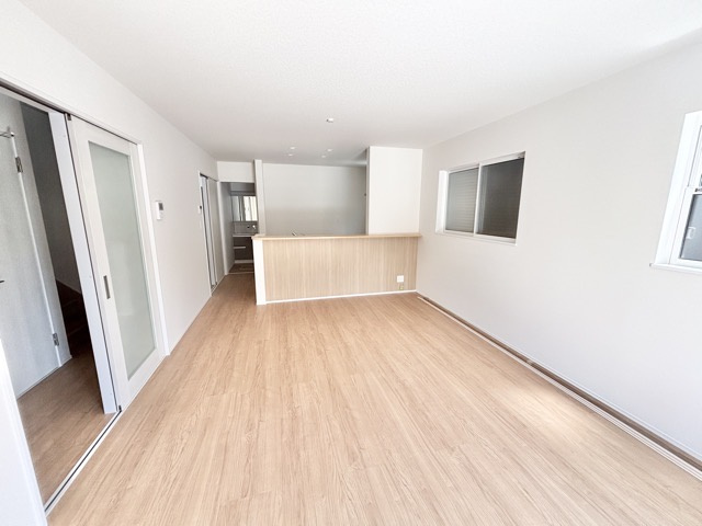 ファーストタウン海部郡第6蟹江町本町　全2棟　新築戸建の居間・リビング