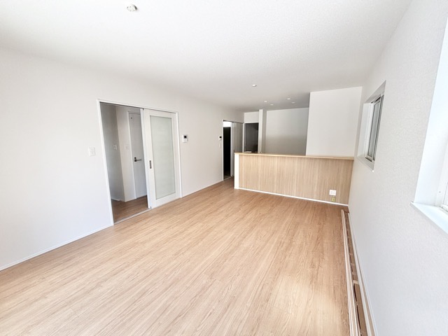 ファーストタウン海部郡第6蟹江町本町　全2棟　新築戸建の居間・リビング