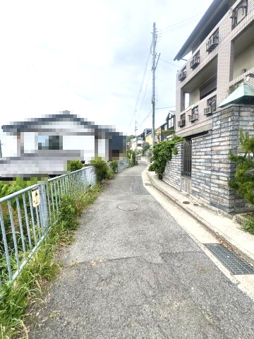 本山北町6丁目戸建の前面道路含む現地写真