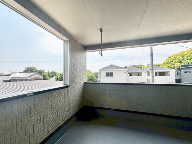 クレイドルガーデン東郷町諸輪第7　全8棟　新築戸建のバルコニー