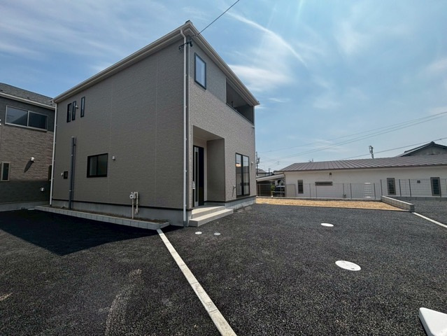 クレイドルガーデン東郷町諸輪第7　全8棟　新築戸建の駐車場