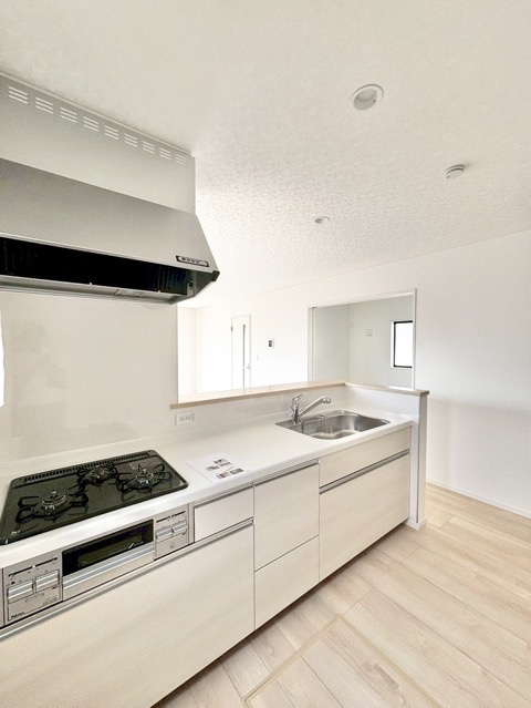 クレイドルガーデン東郷町諸輪第7　全8棟　新築戸建のキッチン