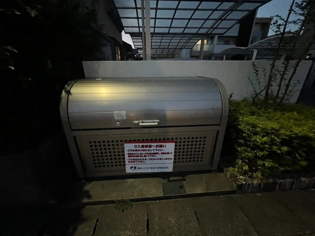 宮崎県都城市早鈴町一棟マンションの駐車場