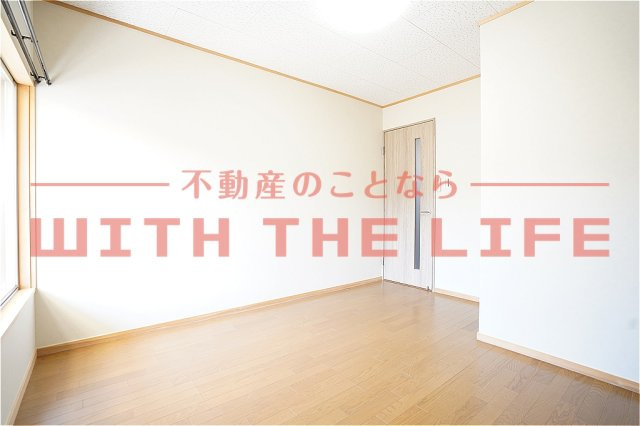 髙崎アパート【キャンペーン対象物件】の寝室|落ち着いた色調の寝室です