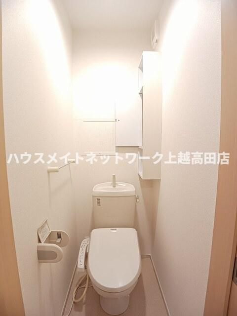 カーサアルコバレーノⅡのトイレ|温水洗浄暖房便座
