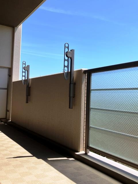 グリーンラグーナ甲子園Ａ棟のバルコニー