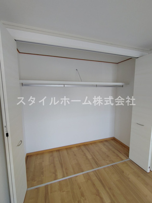 【収納】 | サンシャトレ神ノ輪 | 別部屋写真です。