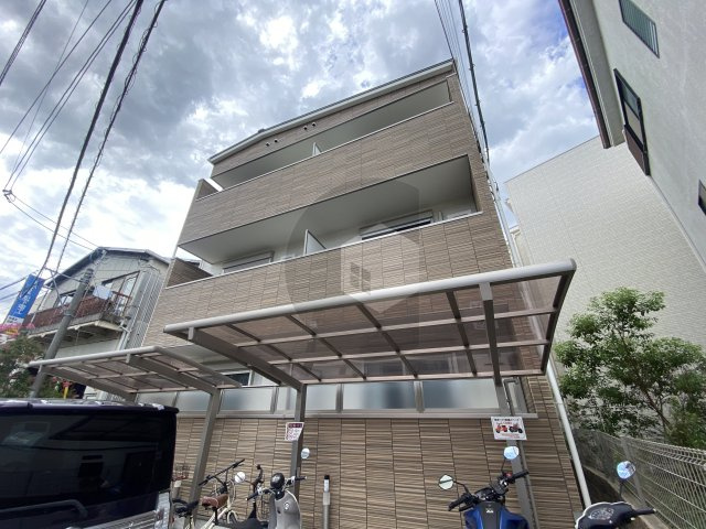 クリエオーレ稲田本町の外観