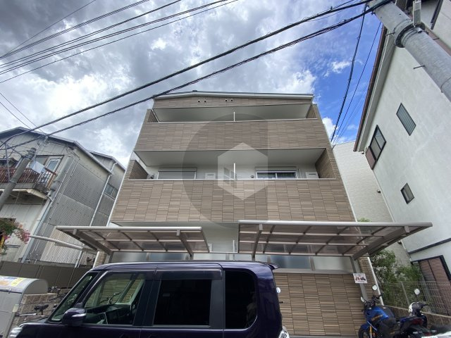 クリエオーレ稲田本町の外観