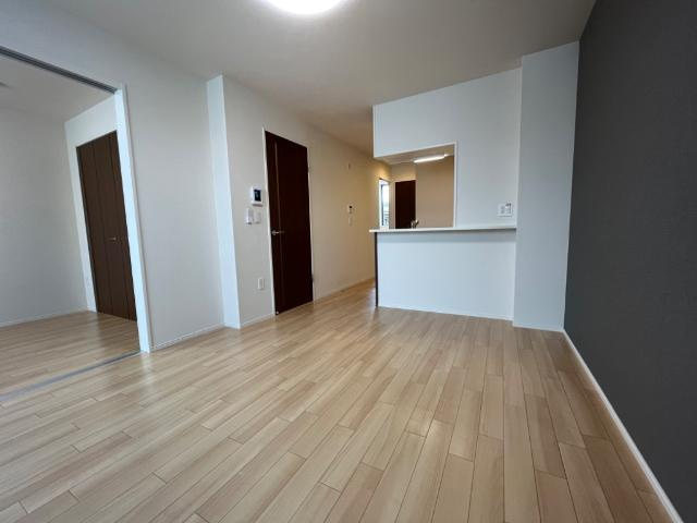 【居間・リビング】 | 八尾市北木の本４丁目アパート新築工事 | リビング（イメージ）