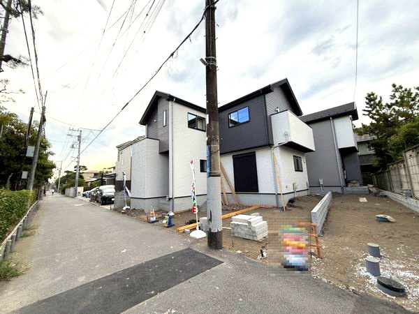 藤沢市鵠沼松が岡3丁目新築戸建て　6期1号棟の前面道路含む現地写真|前面道路含む現地写真です