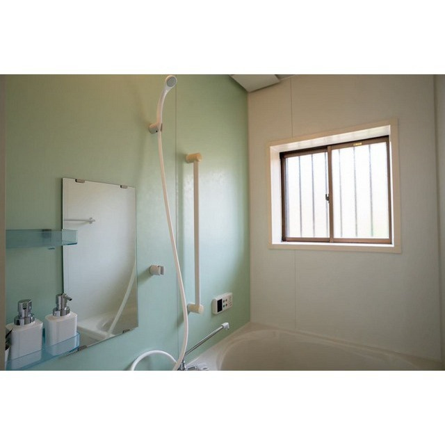 羽島郡岐南町薬師寺７丁目の一戸建ての浴室