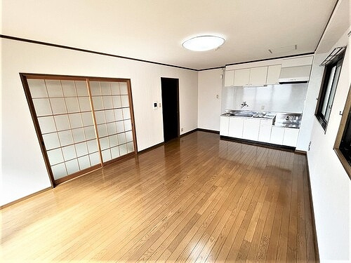 グランドールアサヒの居間・リビング|リビング・ダイニング・キッチン　※2022年9月撮影