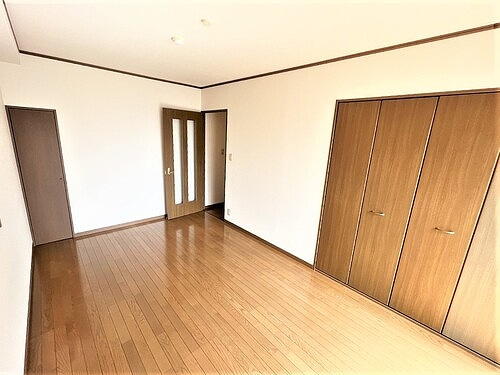 グランドールアサヒのその他|洋室（約8.0畳）　※2022年9月撮影