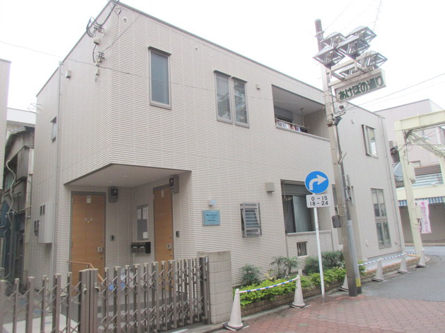 メゾンかやぎやの外観