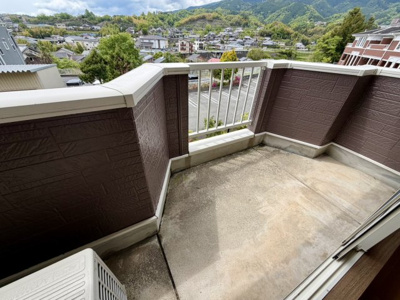 【内装】 | シャン・ド・フルール | 中はこのようになっています