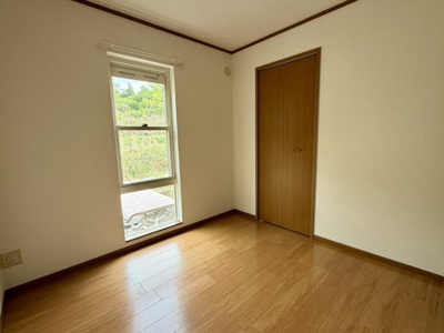 【バルコニー】 | シャン・ド・フルール | 広々としたバルコニーです