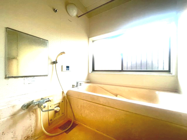 八街市山田台の浴室