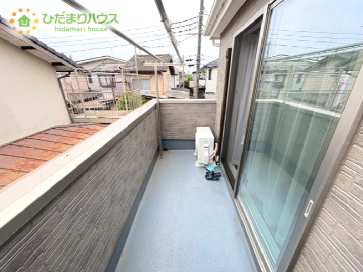 吉見町久保田　中古戸建のバルコニー|南側に面したバルコニー☆彡お洗濯物がよく乾きます♪
