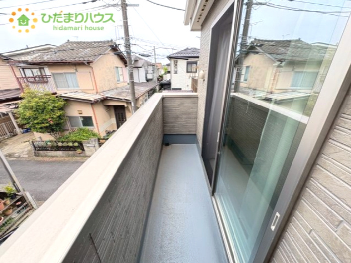 吉見町久保田　中古戸建のバルコニー|2面バルコニーになります！
一息つきたい時のバルコニーっていいですよね！