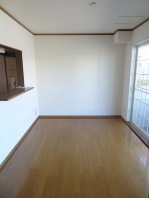 【居間・リビング】 | バーシア名賀 | おしゃれなリビングです