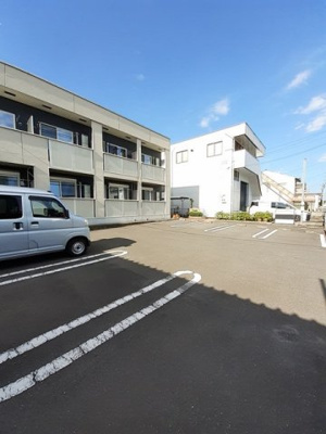 【駐車場】 | アンジュ | カースペースがあります