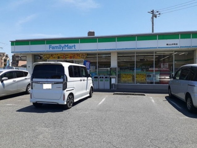 【周辺】 | ハイブリッヂハピネスＡ | ファミリーマート山手町店まで1000m