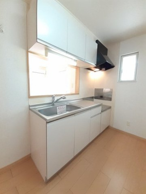 【キッチン】 | シャイニング　リバーサイド | きれいなキッチンです