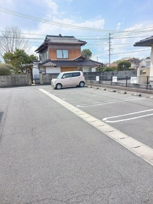 【駐車場】 | ヒューベリオン | 駐車場があります