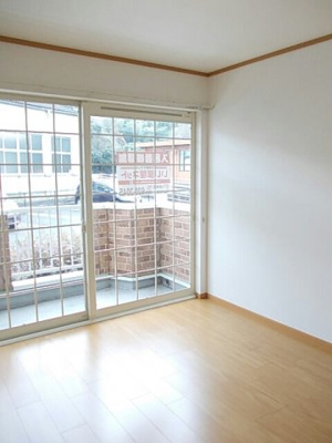 【バルコニー】 | アビタシオン　ドゥ　Ｂ | 陽当たり良好なバルコニーです