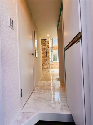 【玄関】 | ユナイト石川町スウィートインペリアル