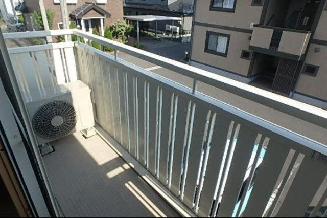 リビングタウン八日市場　Aのバルコニー