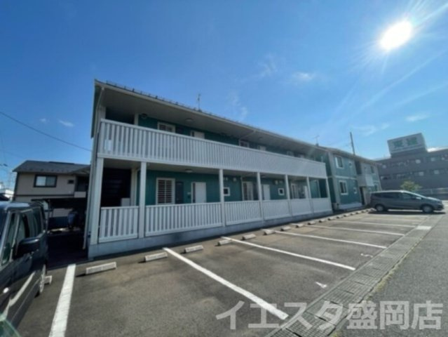 リビングタウン八日市場　A