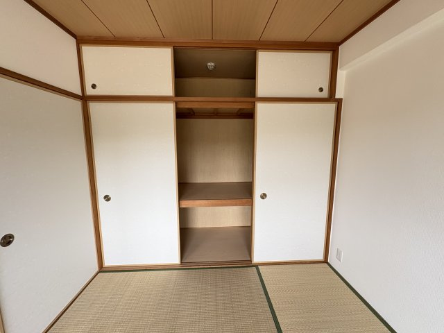 ライオンズマンション朝霧北の和室
