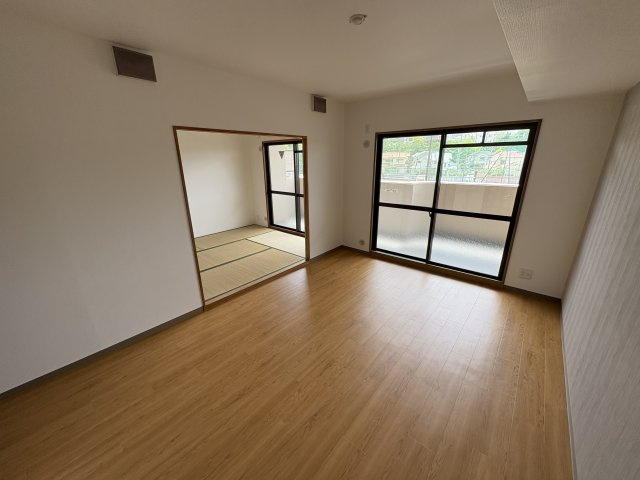 ライオンズマンション朝霧北の居間・リビング