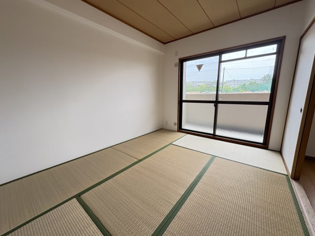 ライオンズマンション朝霧北の和室