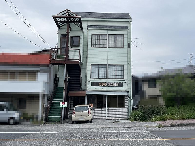 比島町　中古戸建の前面道路含む現地写真