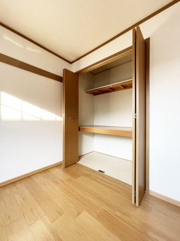 バーシア名賀の玄関|落ち着いた玄関です