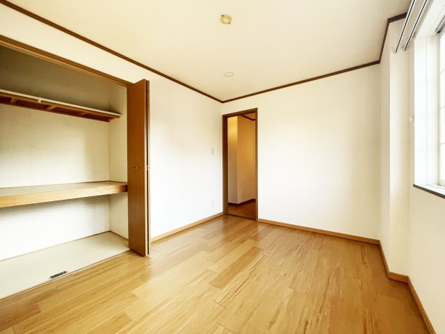 バーシア名賀の周辺|ファミリーマートさんまで900m