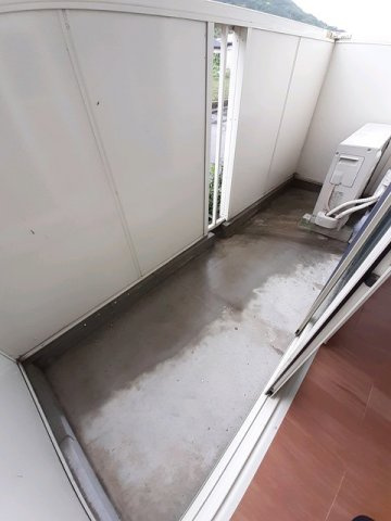 ホワイトリバー　Ｂのバルコニー|バルコニーがあります