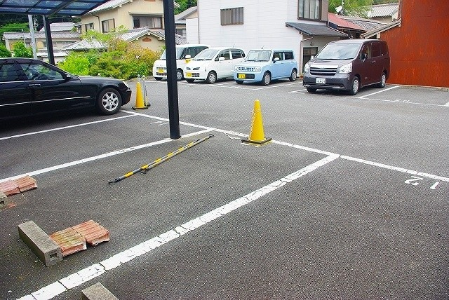 プルミエ　パーキングの外観