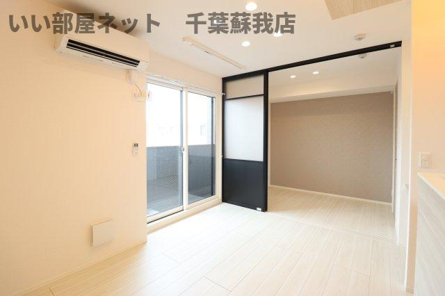 仮）D-ROOM長洲２丁目の居間・リビング|こちらの居間で趣味の時間をお楽しみください