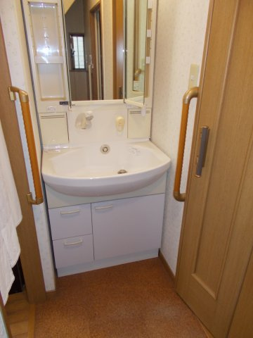 馬場通貸家の洗面所|忙しい朝には欠かせない洗面所です