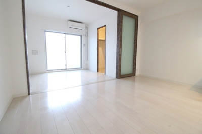 【居間・リビング】 | ラ・フォルム天満橋EAST