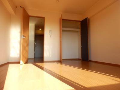 TIMUR九条（ティムール九条）の子供部屋|洋室